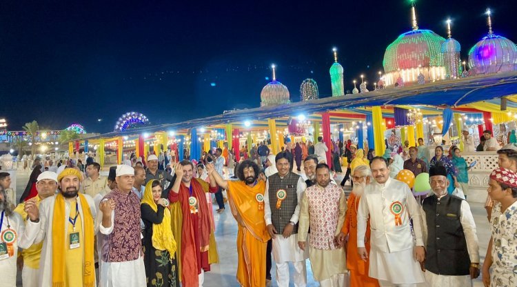 National Interfaith Peace Conference held at Dargah Baba Tajuddin Nagpur (Maharashtra) 