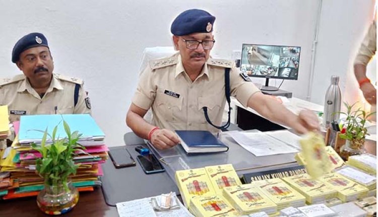 औरंगाबाद पुलिस कार्रवाई में लूट, हथियारों की तस्करी और चोरी की मोटरसाइकिल बरामद