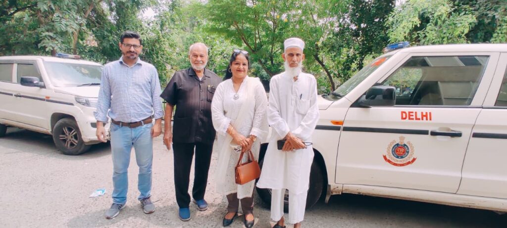 Farhan Siddiqui Sajjad Ali Zaidi Munne Khan Roobina Parveen (left to right) Farhan Siddiqui Sajjad Ali Zaidi Munne Khan Roobina Parveen (left to right)