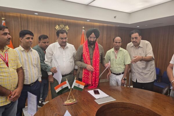 वर्किंग जर्नलिस्ट्स ऑफ इंडिया ने मंत्री मनजिंदर सिंह सिरसा से मुलाकात की, पत्रकारों की समस्याओं पर हुई चर्चा